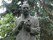 František Polívka - socha z diabasu v Olomouci, foto Michal Maňas, soubor podléhá licenci Creative Commons Uveďte autora 2.5