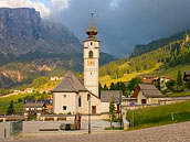 Colfosco, italské Dolomity.